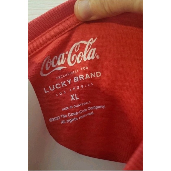 Lucky Brand Coca-Cola T-Shirt Men's XL Red and White sherpa Logo NWT - Picture 2 of 3